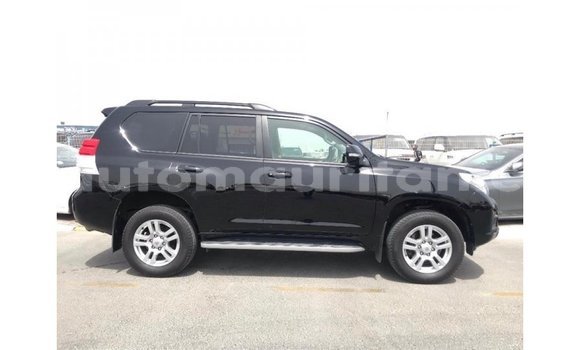 Acheter Import Voiture Toyota Land Cruiser Noir à Import - Dubai, Adrar Acheter Import Voiture Toyota Land Cruiser Noir à Import - Dubai, Adrar