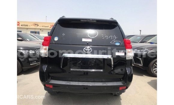 Acheter Import Voiture Toyota Land Cruiser Noir à Import - Dubai, Adrar Acheter Import Voiture Toyota Land Cruiser Noir à Import - Dubai, Adrar