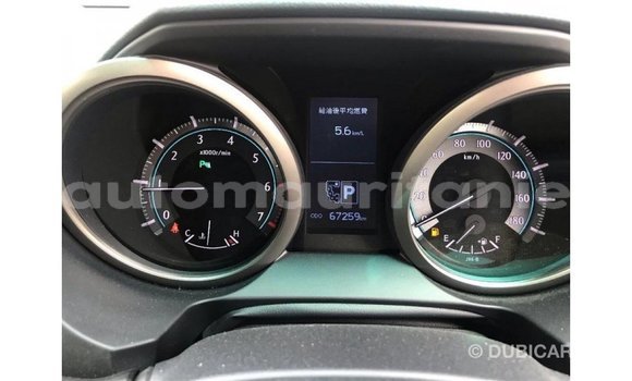 Acheter Import Voiture Toyota Land Cruiser Noir à Import - Dubai, Adrar Acheter Import Voiture Toyota Land Cruiser Noir à Import - Dubai, Adrar