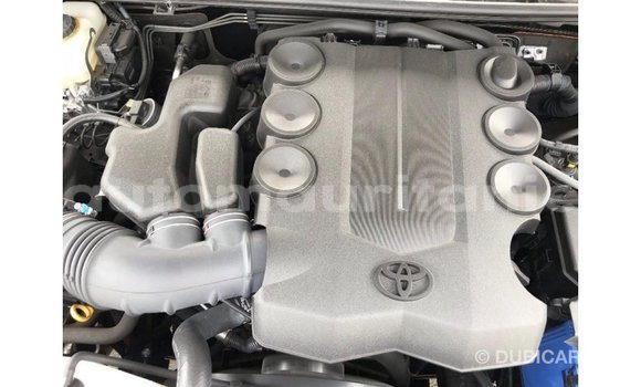 Acheter Import Voiture Toyota Land Cruiser Noir à Import - Dubai, Adrar Acheter Import Voiture Toyota Land Cruiser Noir à Import - Dubai, Adrar