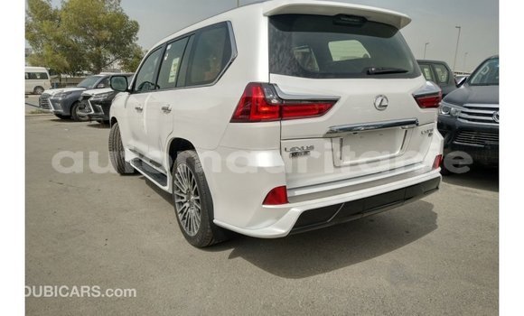 Buy Import Lexus LX White Car in Import - Dubai in Adrar Buy Import Lexus LX White Car in Import - Dubai in Adrar