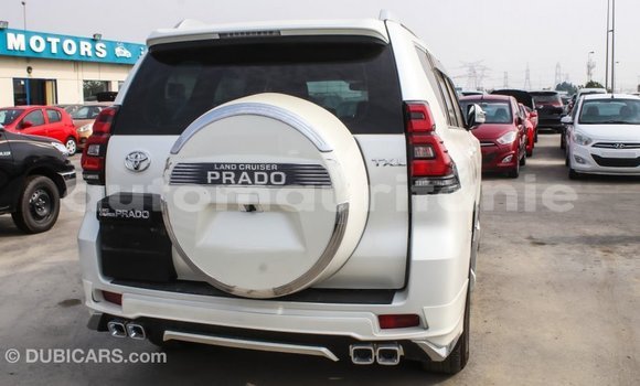 Acheter Import Voiture Toyota Prado Blanc à Import - Dubai, Adrar Acheter Import Voiture Toyota Prado Blanc à Import - Dubai, Adrar