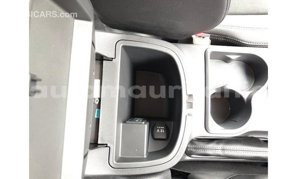 Acheter Import Voiture Mercedes-Benz 250 Bleu à Import - Dubai, Adrar Acheter Import Voiture Mercedes-Benz 250 Bleu à Import - Dubai, Adrar