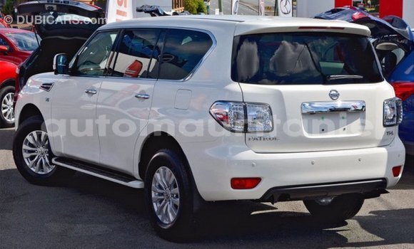 Buy Import Nissan Patrol White Car in Import - Dubai in Adrar Buy Import Nissan Patrol White Car in Import - Dubai in Adrar