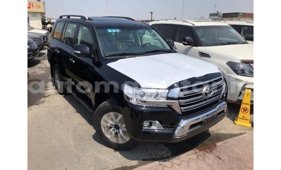 Acheter Import Voiture Toyota Land Cruiser Noir à Import - Dubai, Adrar Acheter Import Voiture Toyota Land Cruiser Noir à Import - Dubai, Adrar