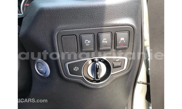 Acheter Import Voiture Mercedes-Benz 250 Blanc à Import - Dubai, Adrar Acheter Import Voiture Mercedes-Benz 250 Blanc à Import - Dubai, Adrar