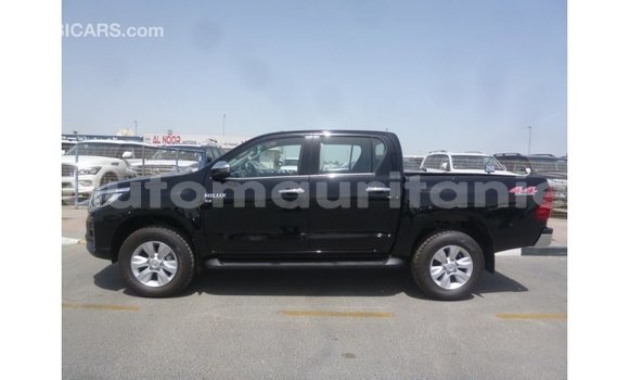 Acheter Import Voiture Toyota Hilux Noir à Import - Dubai, Adrar Acheter Import Voiture Toyota Hilux Noir à Import - Dubai, Adrar