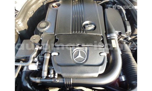 Acheter Import Voiture Mercedes-Benz 200 Blanc à Import - Dubai, Adrar Acheter Import Voiture Mercedes-Benz 200 Blanc à Import - Dubai, Adrar