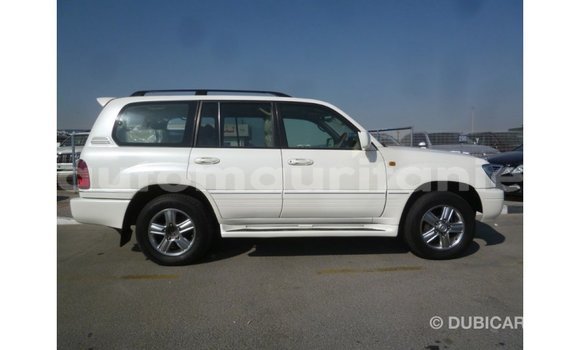 Acheter Import Voiture Toyota Land Cruiser Blanc à Import - Dubai, Adrar Acheter Import Voiture Toyota Land Cruiser Blanc à Import - Dubai, Adrar