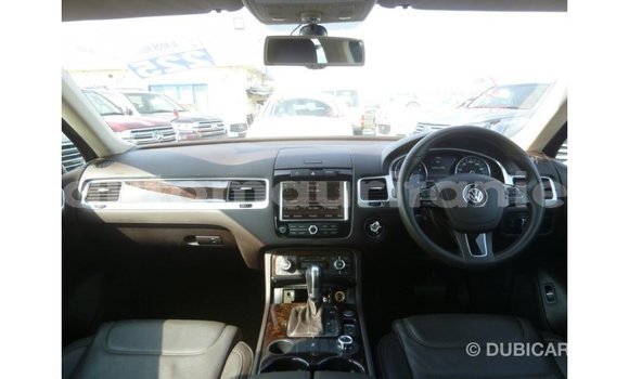 Buy Import Volkswagen Touareg Brown Car in Import - Dubai in Adrar Buy Import Volkswagen Touareg Brown Car in Import - Dubai in Adrar