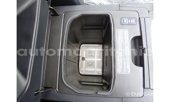 Acheter Import Voiture Lexus LX Blanc à Import - Dubai, Adrar Acheter Import Voiture Lexus LX Blanc à Import - Dubai, Adrar