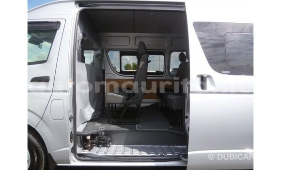 Acheter Import Voiture Toyota Hiace Autre à Import - Dubai, Adrar Acheter Import Voiture Toyota Hiace Autre à Import - Dubai, Adrar