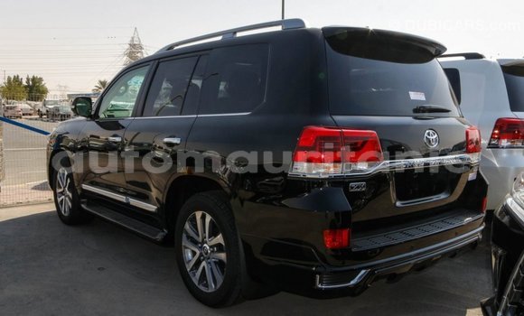 Acheter Import Voiture Toyota Land Cruiser Noir à Import - Dubai, Adrar Acheter Import Voiture Toyota Land Cruiser Noir à Import - Dubai, Adrar