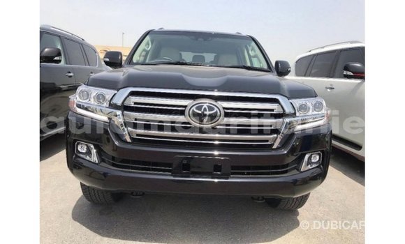 Acheter Import Voiture Toyota Land Cruiser Noir à Import - Dubai, Adrar Acheter Import Voiture Toyota Land Cruiser Noir à Import - Dubai, Adrar