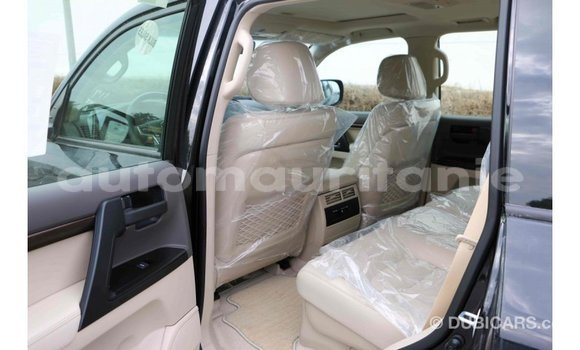 Buy Import Toyota Land Cruiser Black Car in Import - Dubai in Adrar Buy Import Toyota Land Cruiser Black Car in Import - Dubai in Adrar