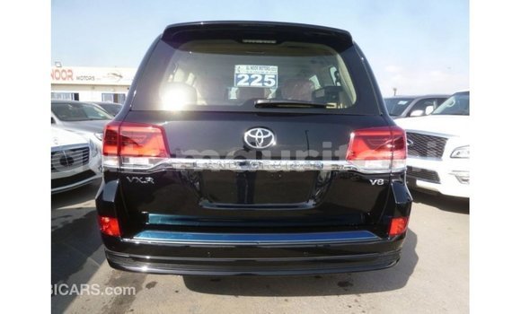 Acheter Import Voiture Toyota Land Cruiser Noir à Import - Dubai, Adrar Acheter Import Voiture Toyota Land Cruiser Noir à Import - Dubai, Adrar