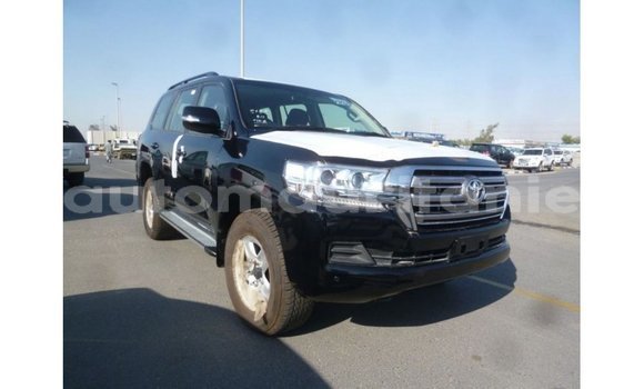 Acheter Import Voiture Toyota Land Cruiser Noir à Import - Dubai, Adrar Acheter Import Voiture Toyota Land Cruiser Noir à Import - Dubai, Adrar
