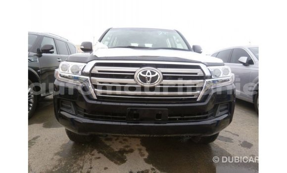 Acheter Import Voiture Toyota Land Cruiser Noir à Import - Dubai, Adrar Acheter Import Voiture Toyota Land Cruiser Noir à Import - Dubai, Adrar