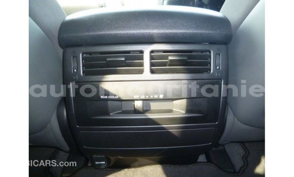 Acheter Import Voiture Toyota Land Cruiser Noir à Import - Dubai, Adrar Acheter Import Voiture Toyota Land Cruiser Noir à Import - Dubai, Adrar