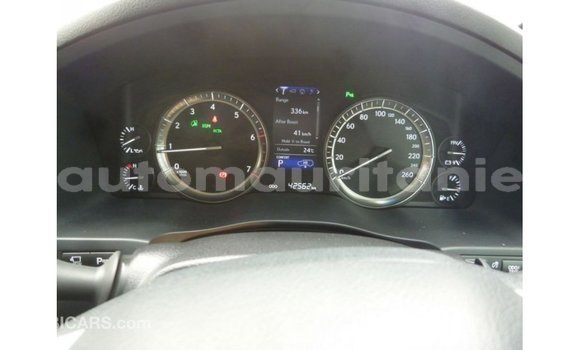 Acheter Import Voiture Lexus LX Blanc à Import - Dubai, Adrar Acheter Import Voiture Lexus LX Blanc à Import - Dubai, Adrar