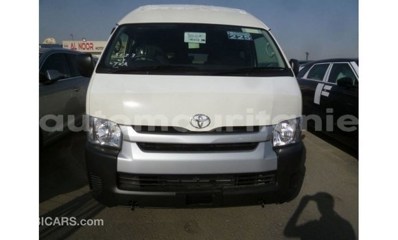 Acheter Import Voiture Toyota Hiace Blanc à Import - Dubai, Adrar Acheter Import Voiture Toyota Hiace Blanc à Import - Dubai, Adrar