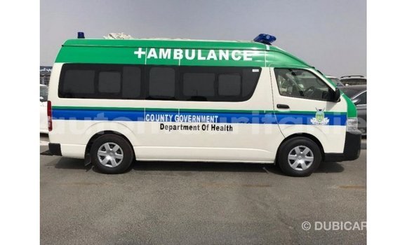 Acheter Import Voiture Toyota Hiace Blanc à Import - Dubai, Adrar Acheter Import Voiture Toyota Hiace Blanc à Import - Dubai, Adrar