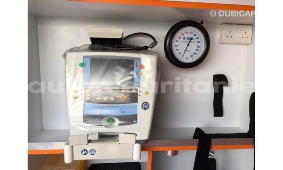 Acheter Import Voiture Toyota Hiace Blanc à Import - Dubai, Adrar Acheter Import Voiture Toyota Hiace Blanc à Import - Dubai, Adrar