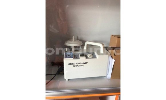 Acheter Import Voiture Toyota Hiace Blanc à Import - Dubai, Adrar Acheter Import Voiture Toyota Hiace Blanc à Import - Dubai, Adrar