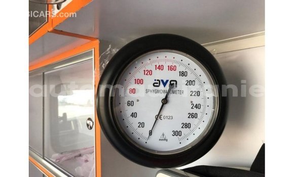 Acheter Import Voiture Toyota Hiace Blanc à Import - Dubai, Adrar Acheter Import Voiture Toyota Hiace Blanc à Import - Dubai, Adrar