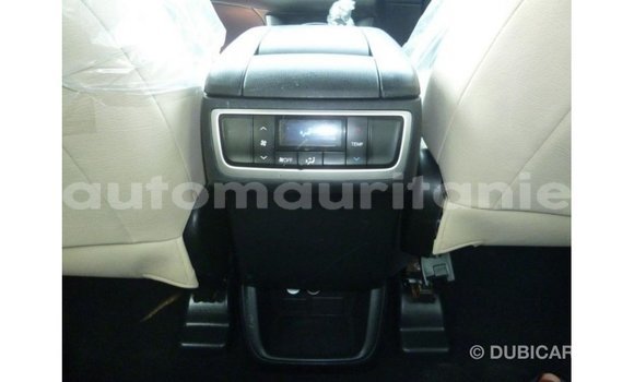 Acheter Import Voiture Toyota Kluger Blanc à Import - Dubai, Adrar Acheter Import Voiture Toyota Kluger Blanc à Import - Dubai, Adrar
