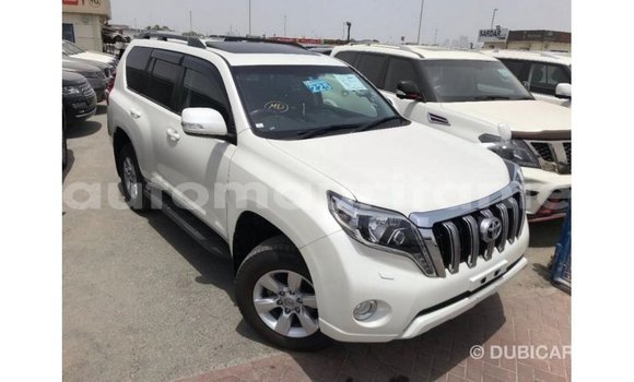 Acheter Import Voiture Toyota Prado Blanc à Import - Dubai, Adrar Acheter Import Voiture Toyota Prado Blanc à Import - Dubai, Adrar