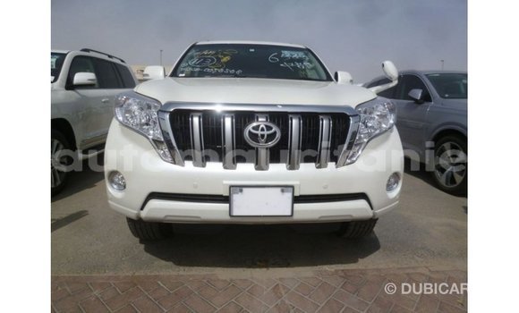 Acheter Import Voiture Toyota Prado Blanc à Import - Dubai, Adrar Acheter Import Voiture Toyota Prado Blanc à Import - Dubai, Adrar