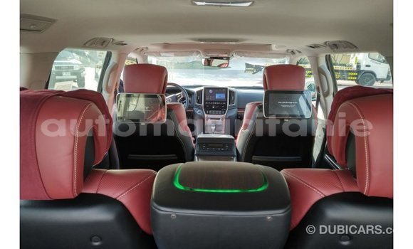 Buy Import Toyota Land Cruiser Black Car in Import - Dubai in Adrar Buy Import Toyota Land Cruiser Black Car in Import - Dubai in Adrar