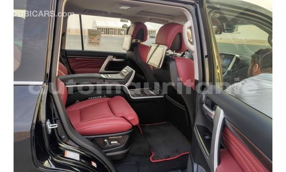 Buy Import Toyota Land Cruiser Black Car in Import - Dubai in Adrar Buy Import Toyota Land Cruiser Black Car in Import - Dubai in Adrar