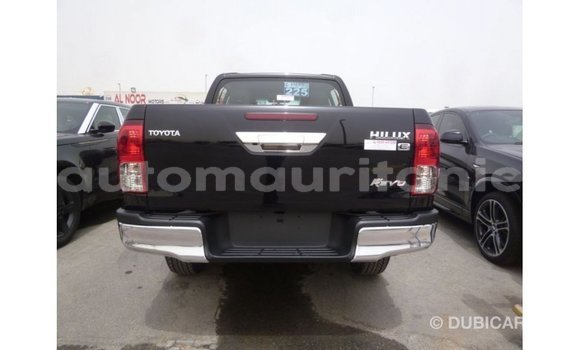 Acheter Import Voiture Toyota Hilux Noir à Import - Dubai, Adrar Acheter Import Voiture Toyota Hilux Noir à Import - Dubai, Adrar