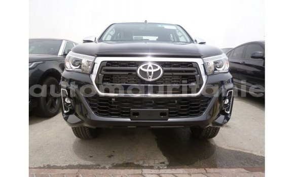 Acheter Import Voiture Toyota Hilux Noir à Import - Dubai, Adrar Acheter Import Voiture Toyota Hilux Noir à Import - Dubai, Adrar