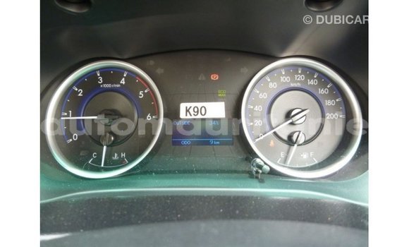 Acheter Import Voiture Toyota Hilux Noir à Import - Dubai, Adrar Acheter Import Voiture Toyota Hilux Noir à Import - Dubai, Adrar