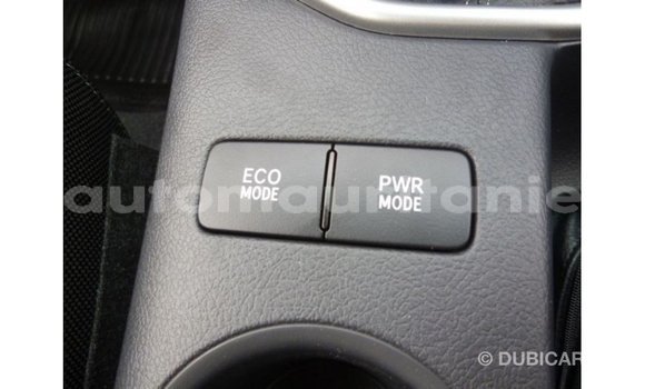 Acheter Import Voiture Toyota Hilux Noir à Import - Dubai, Adrar Acheter Import Voiture Toyota Hilux Noir à Import - Dubai, Adrar