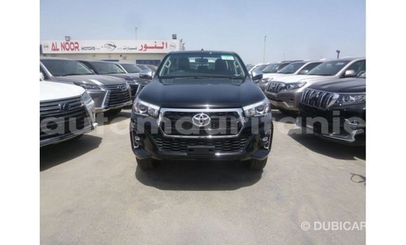 Acheter Import Voiture Toyota Hilux Noir à Import - Dubai, Adrar Acheter Import Voiture Toyota Hilux Noir à Import - Dubai, Adrar