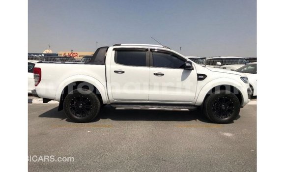Acheter Import Voiture Ford Ranger Blanc à Import - Dubai, Adrar Acheter Import Voiture Ford Ranger Blanc à Import - Dubai, Adrar