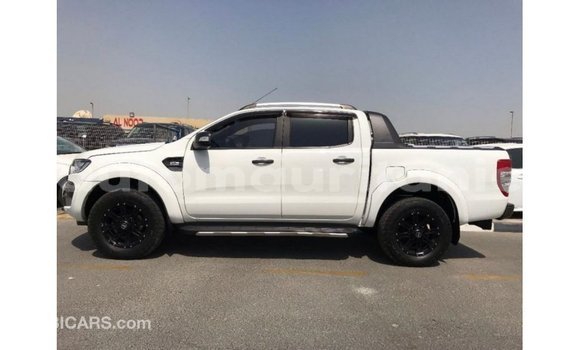 Acheter Import Voiture Ford Ranger Blanc à Import - Dubai, Adrar Acheter Import Voiture Ford Ranger Blanc à Import - Dubai, Adrar