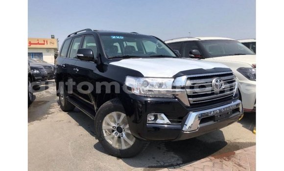 Acheter Import Voiture Toyota Land Cruiser Noir à Import - Dubai, Adrar Acheter Import Voiture Toyota Land Cruiser Noir à Import - Dubai, Adrar