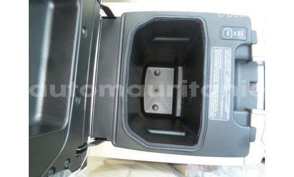 Acheter Import Voiture Toyota Land Cruiser Blanc à Import - Dubai, Adrar Acheter Import Voiture Toyota Land Cruiser Blanc à Import - Dubai, Adrar