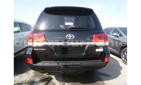 Acheter Import Voiture Toyota Land Cruiser Noir à Import - Dubai, Adrar Acheter Import Voiture Toyota Land Cruiser Noir à Import - Dubai, Adrar