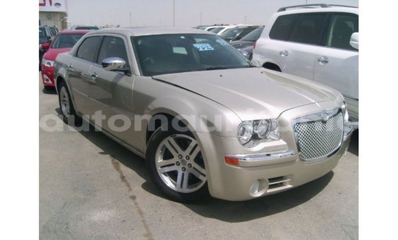 Acheter Import Voiture Chrysler 300 Beige à Import - Dubai, Adrar