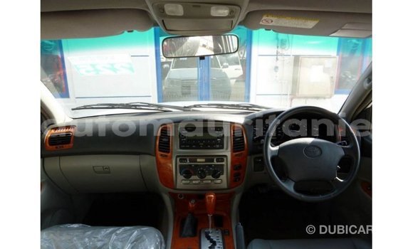 Acheter Import Voiture Toyota Land Cruiser Blanc à Import - Dubai, Adrar Acheter Import Voiture Toyota Land Cruiser Blanc à Import - Dubai, Adrar