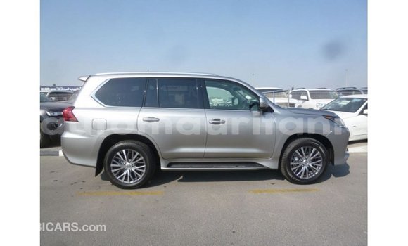 Acheter Import Voiture Lexus LX Autre à Import - Dubai, Adrar Acheter Import Voiture Lexus LX Autre à Import - Dubai, Adrar