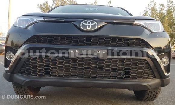 Acheter Import Utilitaire Toyota HiAce Noir à Import - Dubai, Adrar Acheter Import Utilitaire Toyota HiAce Noir à Import - Dubai, Adrar