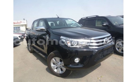 Acheter Import Voiture Toyota Hilux Noir à Import - Dubai, Adrar Acheter Import Voiture Toyota Hilux Noir à Import - Dubai, Adrar