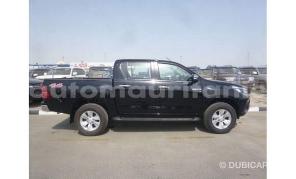 Acheter Import Voiture Toyota Hilux Noir à Import - Dubai, Adrar Acheter Import Voiture Toyota Hilux Noir à Import - Dubai, Adrar